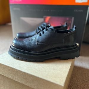 AMI ALEXANDRE MATTIUSSI Black Round Toe Derbys